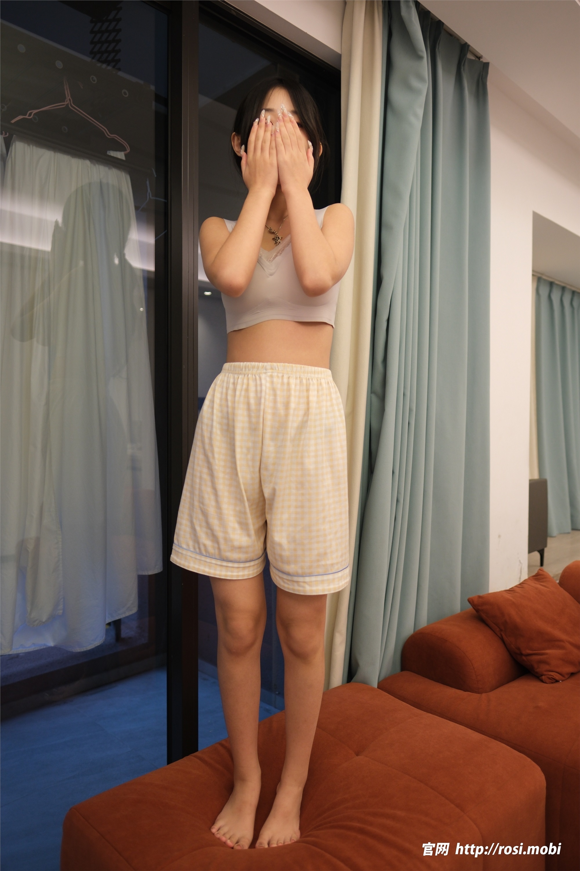 ROSI写真 2025.04.08 NO.4873